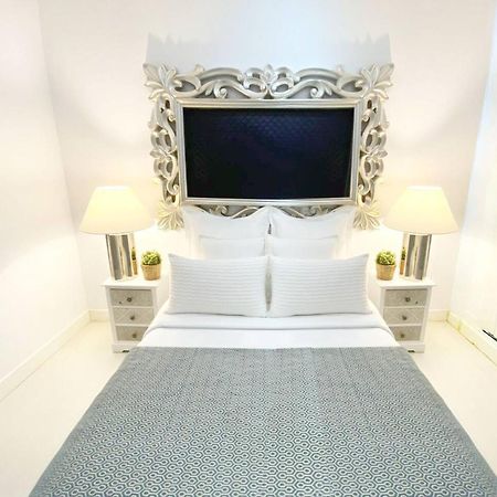 Apartamento De Diseno En Plaza Mayor Madrid Luaran gambar