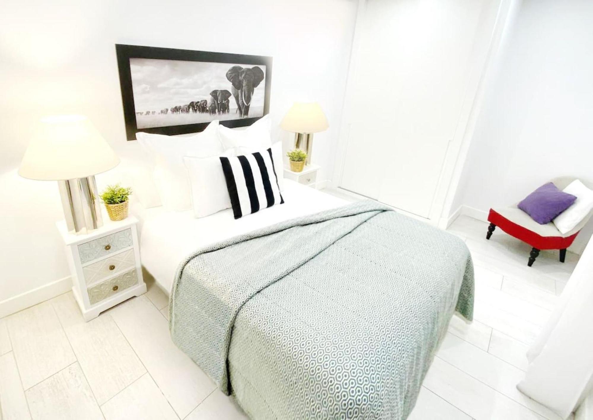 Apartamento De Diseno En Plaza Mayor Madrid Luaran gambar