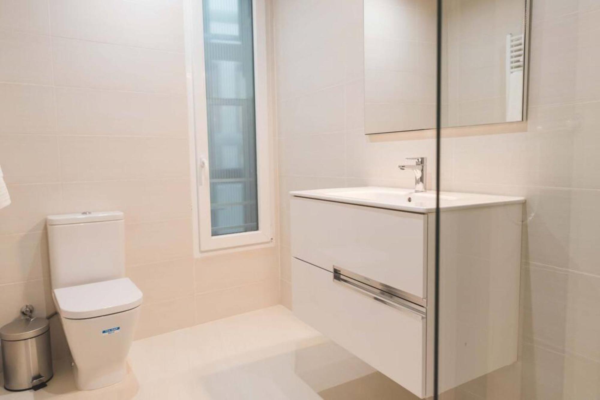 Apartamento De Diseno En Plaza Mayor Madrid Luaran gambar