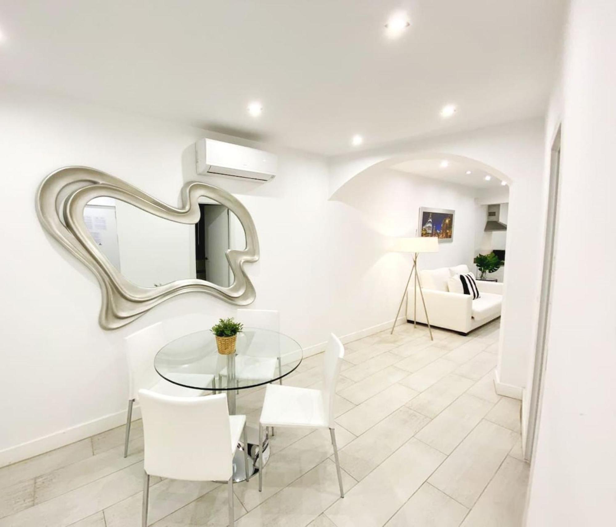 Apartamento De Diseno En Plaza Mayor Madrid Luaran gambar